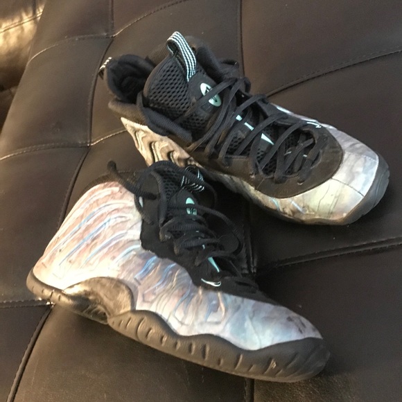 Shoes - Picture 2 of 2